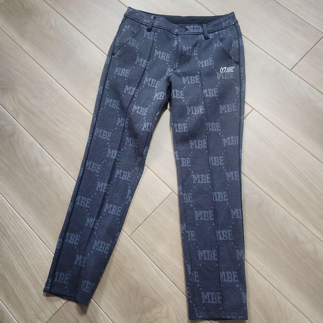 【美品】MBE グレー ロゴ入りパンツ
