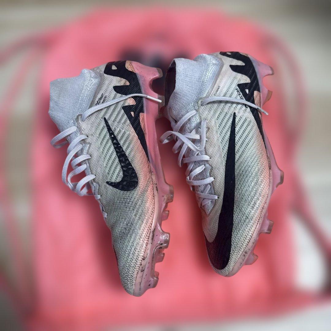 ナイキマーキュリアルFG袋付き