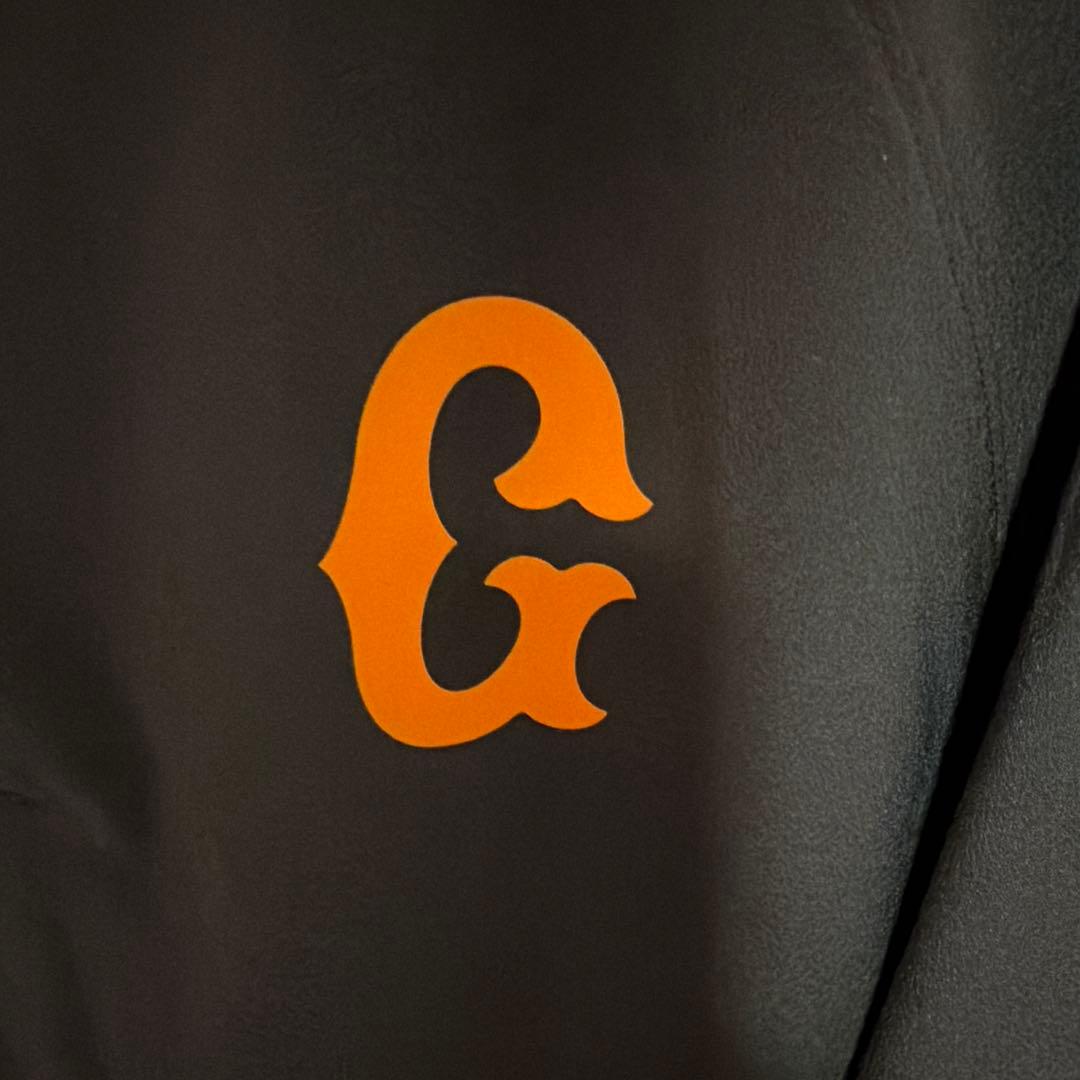 読売ジャイアンツ　NIKE AUTHENTIC ウィンドシャツ ブラック　XL