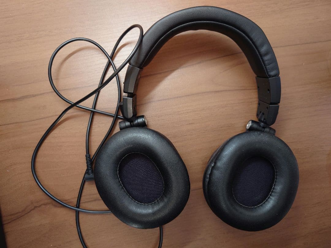 メ*ス様 ATH-M50xbt2　付属品揃え
