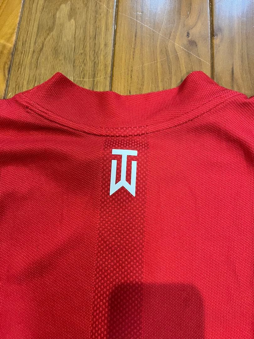 Nike Tiger Woods DRI-FIT 半袖シャツ+ベストＭセット売り