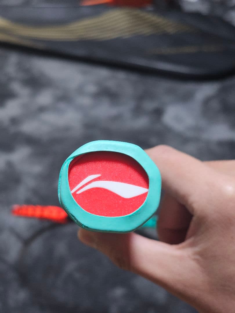 バドミントンラケット リーニン Hec 7000